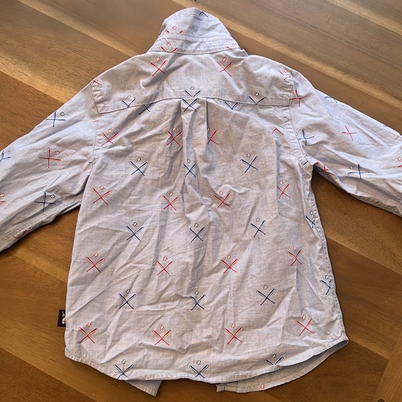 Boys Vinyard Vines button down - Picture 4 of 4